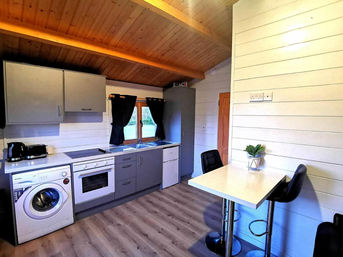 Westport Country Chalets Luaran gambar