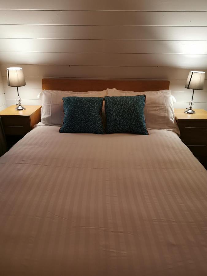 Westport Country Chalets Luaran gambar